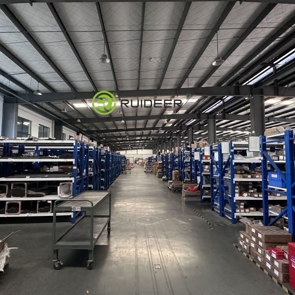 50-2500 किलोग्राम की बड़ी भार क्षमता और 3 67*10-3 Pa के अंतिम वैक्यूम के लिए टिकाऊ उच्च तापमान वैक्यूम फर्नेस